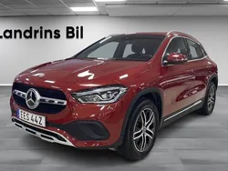 Röd Begagnad 2022 Mercedes GLA200 SUV | 369 000 kr (Bra pris)