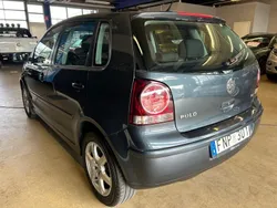 Mörkgrå Begagnad 2007 VW Polo Halvkombi | 29 800 kr (Marknadspris)