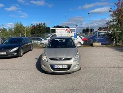 Silver Begagnad 2008 Hyundai i20 Select Halvkombi | 31 900 kr (Marknadspris)