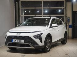 Vit Begagnad 2022 Hyundai Bayon Essential SUV | 169 500 kr (Marknadspris)