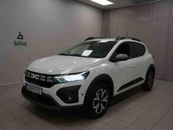 Vit Begagnad 2023 Dacia Sandero Stepway | 169 900 kr (Lite dyr)