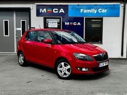 Röd Begagnad 2014 Skoda Fabia Ambiente Halvkombi | 57 900 kr (Bra pris)