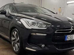 Grå Begagnad 2013 Citroën DS5 Halvkombi | 119 900 kr (Marknadspris)