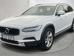 Vit Begagnad 2018 Volvo V90 CC Kombi | 169 000 kr (Bra pris)