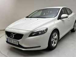 Vit Begagnad 2017 Volvo V40 Business Edition | 139 900 kr (Marknadspris)