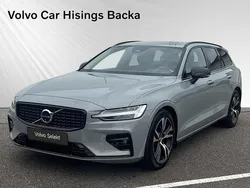Grå Begagnad 2024 Volvo V60 Plus Kombi | 379 900 kr (Bra pris)