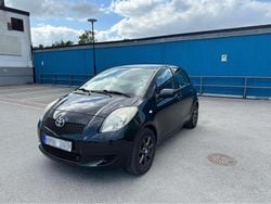 Svart Begagnad 2006 Toyota Yaris Halvkombi | 35 000 kr (Marknadspris)