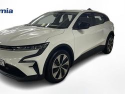 Vit Begagnad 2023 Renault Mégane Evolution Halvkombi | 285 000 kr (Marknadspris)