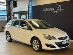 Vit Begagnad 2013 Opel Astra Active Kombi | 54 900 kr (Marknadspris)