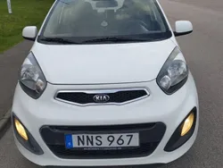 Vit Begagnad 2014 Kia Picanto Halvkombi | 35 000 kr (Marknadspris)