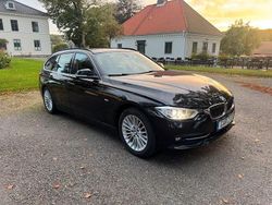 Svart Begagnad 2015 BMW 318 Luxury Line Kombi | 119 000 kr (Bra pris)