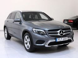 Grå Begagnad 2017 Mercedes GLC220 SUV | 239 900 kr (Marknadspris)