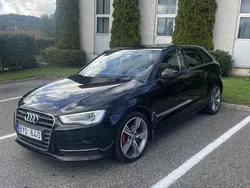Svart Begagnad 2014 Audi A3 Sportback Attraction Halvkombi | 89 500 kr (Marknadspris)