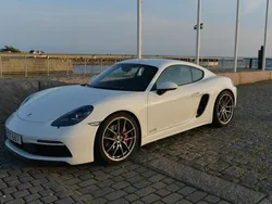 Vit Begagnad 2018 Porsche 718 Cayman Sportkupé | 835 000 kr