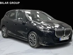 Svart Begagnad 2024 BMW 225 Active Tourer M Sport Minibuss | 479 000 kr