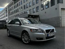 Grå Begagnad 2010 Volvo V50 Summum Kombi | 105 000 kr (Lite dyr)
