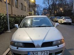 Begagnad 2003 Mitsubishi Carisma Halvkombi | 15 900 kr