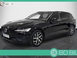 Svart Begagnad 2018 Volvo V60 Momentum Kombi | 273 900 kr (Marknadspris)