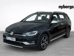 Svart Begagnad 2017 VW Golf Alltrack Kombi | 209 000 kr (Marknadspris)
