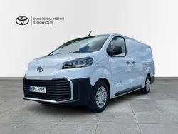 Vit Ny 2024 Toyota Proace Comfort Van | 562 500 kr (Dyr)
