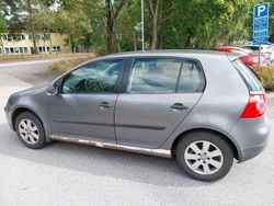 Grå Begagnad 2007 VW Golf V Trendline Halvkombi | 13 500 kr (Bra pris)