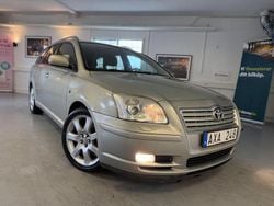 Ljusgrön Begagnad 2006 Toyota Avensis Kombi | 34 900 kr (Marknadspris)