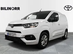 Vit Begagnad 2023 Toyota Proace City Van | 299 900 kr (Bra pris)