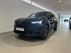 Svart Begagnad 2024 Volvo EC40 Ultra SUV | 579 500 kr