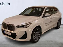 Vit Begagnad 2025 BMW iX1 M Sport SUV | 499 000 kr