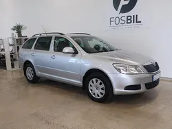 Silver Begagnad 2010 Skoda Octavia Ambiente Kombi | 74 900 kr (Marknadspris)