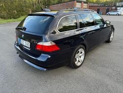 Monacoblå Begagnad 2009 BMW 520 Kombi | 49 900 kr (Marknadspris)