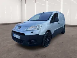 Ljusgrå (grå) Begagnad 2009 Peugeot Partner Minibuss | 34 900 kr (Dyr)