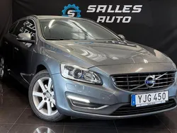 Grå Begagnad 2018 Volvo V60 Momentum Kombi | 132 900 kr (Superpris)