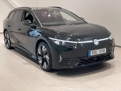 Svart Begagnad 2025 VW ID.7 GTX Sedan | 649 900 kr (Marknadspris)