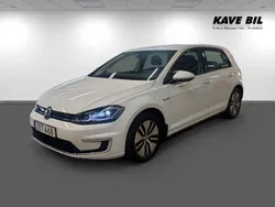 Vit Begagnad 2018 VW e-Golf Halvkombi | 179 900 kr (Lite dyr)