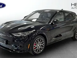 Svart (black) Begagnad 2023 Ford Mustang Mach-E Sport SUV | 599 900 kr