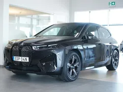 Grå Begagnad 2021 BMW iX Sport Line SUV | 489 000 kr (Marknadspris)