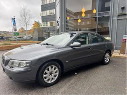Grå Begagnad 2003 Volvo S60 Sedan | 24 000 kr (Bra pris)