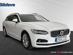 Vit Begagnad 2022 Volvo V90 Momentum Kombi | 299 900 kr (Superpris)