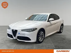 Vit Begagnad 2017 Alfa Romeo Giulia Veloce Sedan | 239 900 kr (Lite dyr)