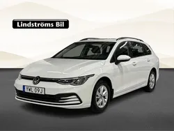 Vit Begagnad 2021 VW Golf VIII Kombi | 249 900 kr (Marknadspris)
