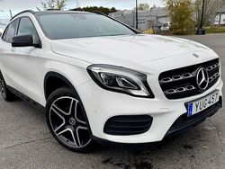 Vit (polar white) Begagnad 2018 Mercedes GLA220 AMG SUV | 259 900 kr (Marknadspris)