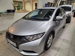Silver Begagnad 2012 Honda Civic Halvkombi | 129 000 kr (Marknadspris)