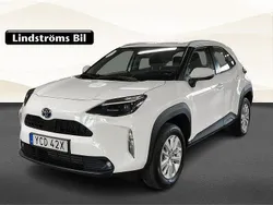 Vit Begagnad 2022 Toyota Yaris Cross Active SUV | 289 000 kr (Marknadspris)