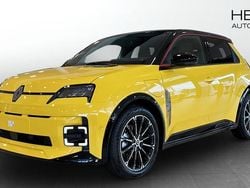 Gul (yellow) Ny 2025 Renault R5 Iconic Halvkombi | 437 600 kr (Marknadspris)