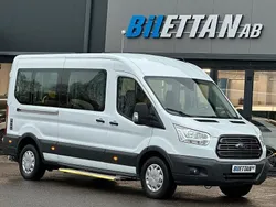 Vit Begagnad 2017 Ford Transit Kombi | 299 900 kr