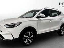 Vit (white) Begagnad 2023 MG ZS Luxury Sedan | 264 900 kr (Marknadspris)