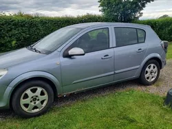 Grå Begagnad 2008 Opel Astra Halvkombi | 9 000 kr (Bra pris)