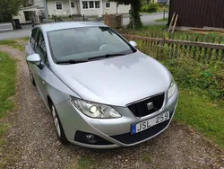 Silver Begagnad 2009 Seat Ibiza Halvkombi | 25 000 kr (Bra pris)