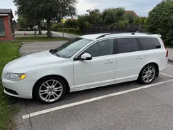 Vit Begagnad 2011 Volvo V70 Momentum Kombi | 49 000 kr (Bra pris)